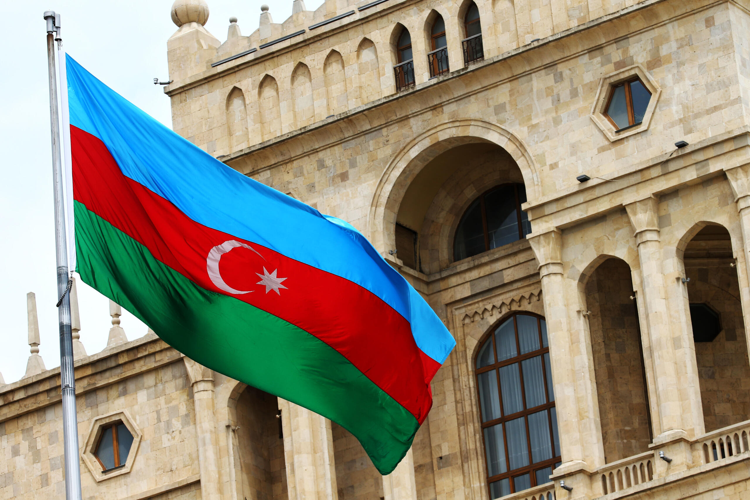 Azerbaycan’da kısmi seferberlik