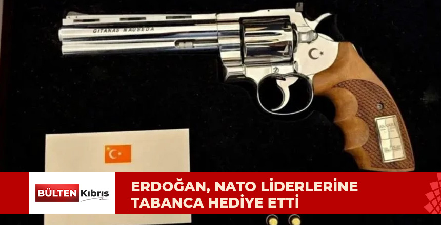 Özel üretim tabancalar özel kutuda ve mermileriyle birlikte sunuldu