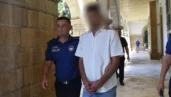 ERCAN’DA UYUŞTURUCU OLDUĞUNA İNANILAN MADDEYLE YAKALANAN ZANLI 1 GÜN TUTUKLU